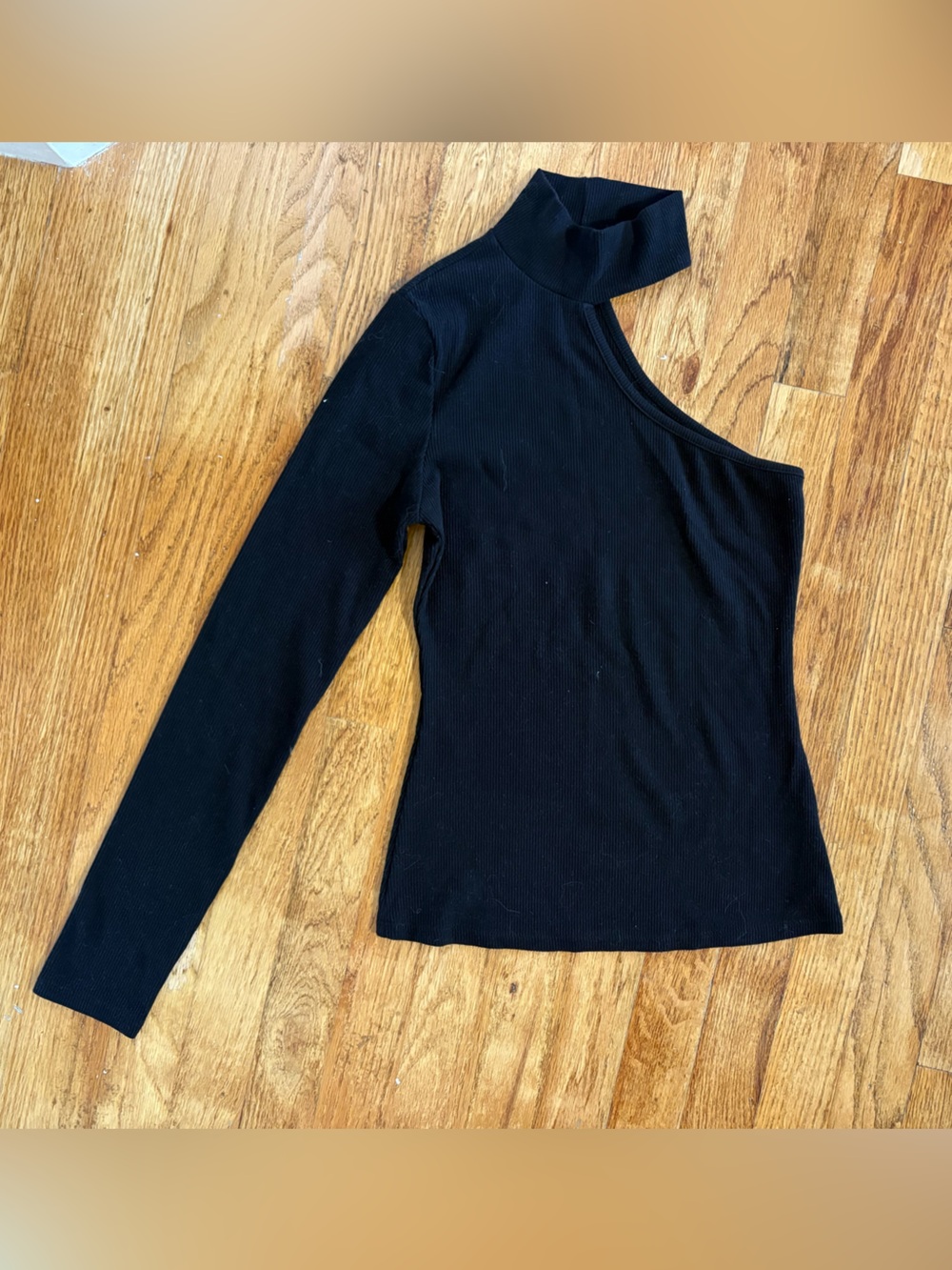 Lulu's Black Ribbed One-Shoulder Top